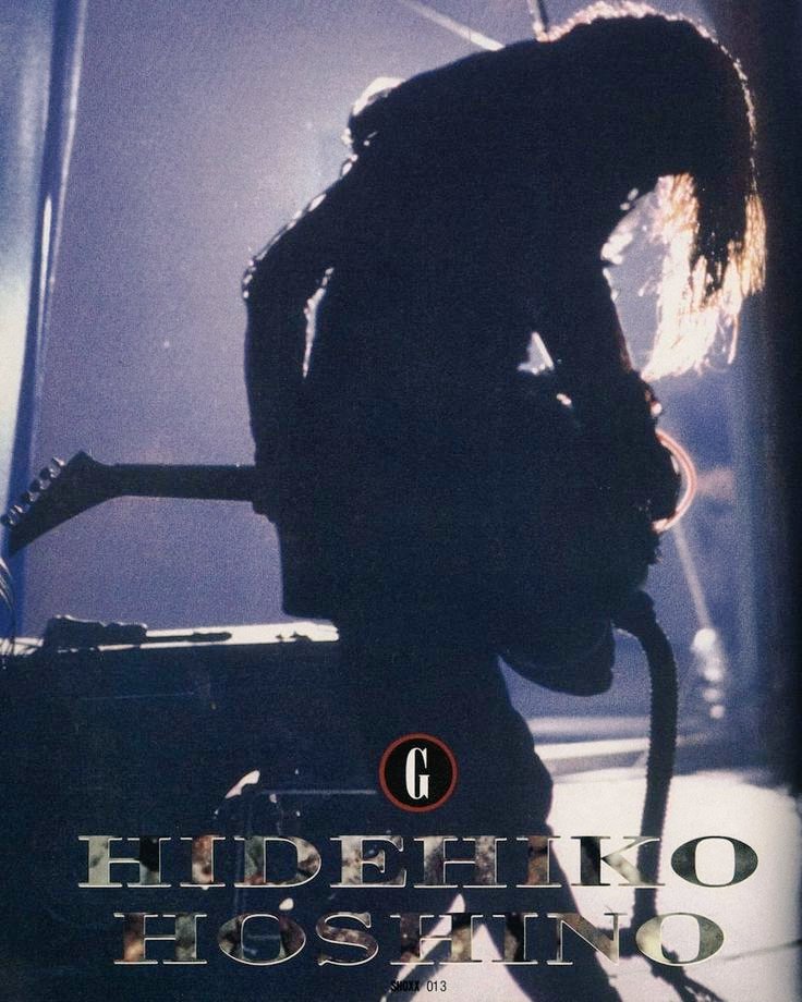 raylla_0130's tweet photo. #モノクロのバンド写真にカラーが混じったジャケ貼ろうぜ
殺シノ調べ｜BUCK-TICK [1992]
ここもベッタベタなとこですが😚🎂本日誕生日を迎えられたメンバー様がいらっしゃるのも兼ねてですね､ここでお祝いもしちゃいまショーと🕺🌟 Happy Birthday🌹on : Vo＆Gt 🌟 HIDEHIKO HOSHINO∞60🥳🙀 https://t.co/07RpddUMNI