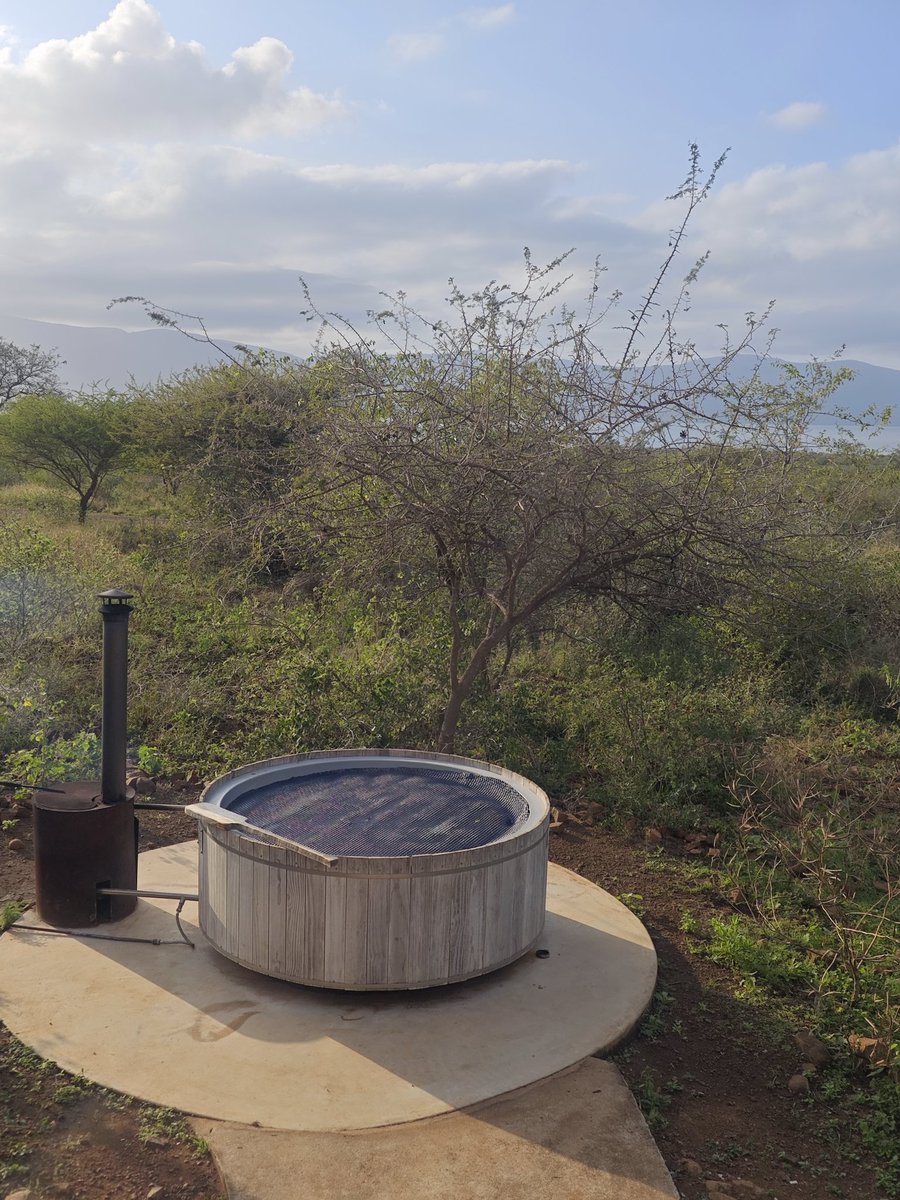 Clustermvp's tweet photo. Good morning ready for a relaxing day hot tub with a view #nocompute or #cloud today 😁 #mvpbuzz https://t.co/cWEuCIMkWl