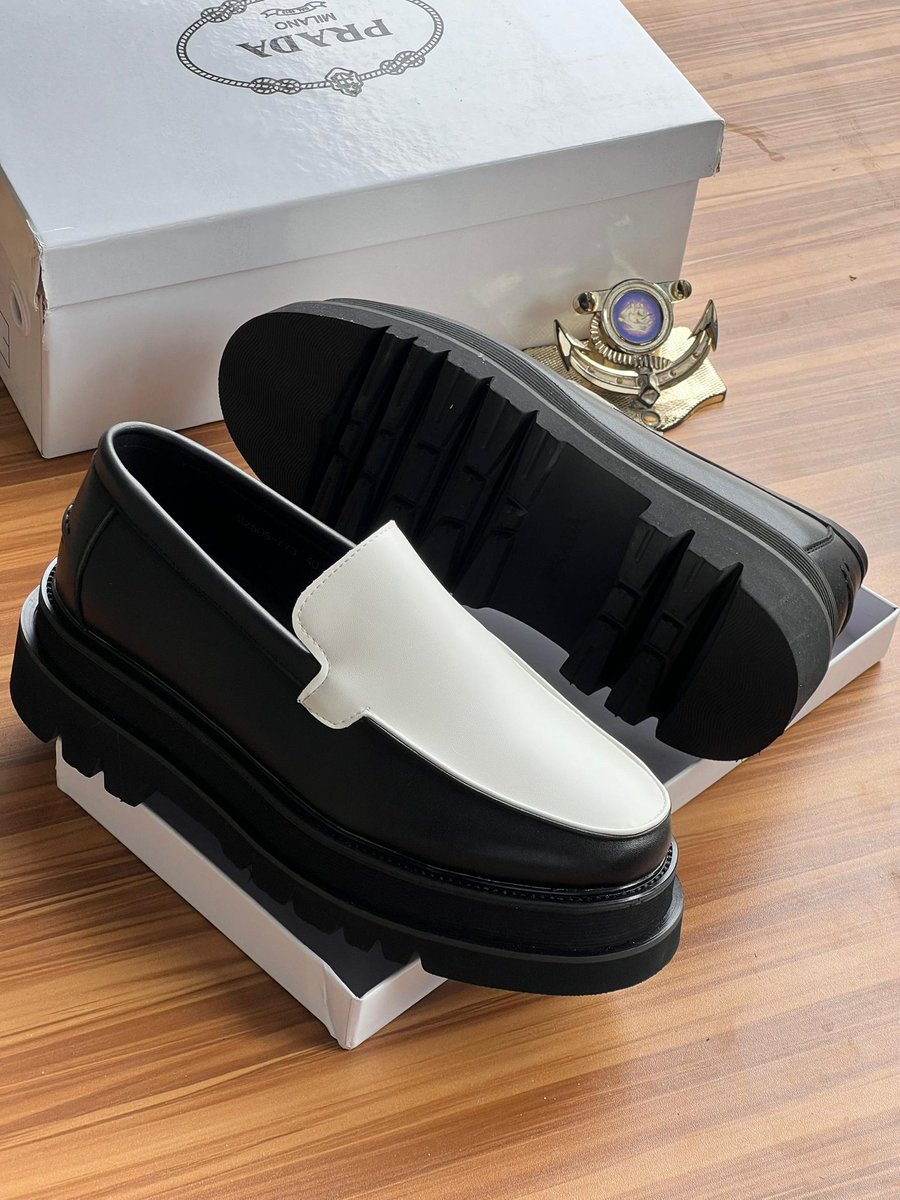 NolimitSol's tweet photo. New Arrivals‼️

Quality Leather Loafers Shoe 

Size 40-46 available 
46k only 

📍Lagos (Nationwide Delivery)
WhatsApp 09034625206

#ShoesinLagos #LagosBusiness  #Lagos #Nigeria https://t.co/SqJa4KbT1T