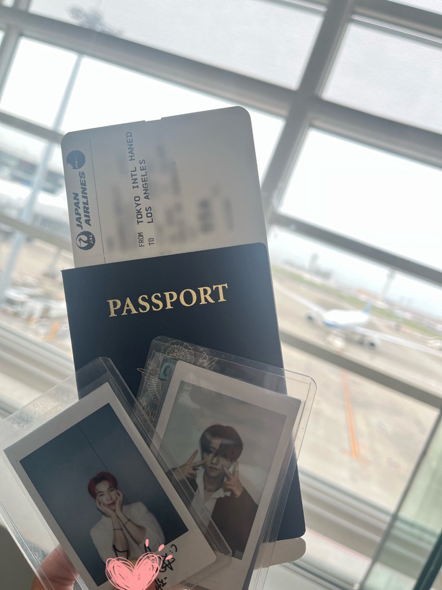 ranowrld's tweet photo. 이번에도 너무너무 재밌었고 고마웠엉🥺🫶🏻
도쿄공연부터 처음으로 대만에 가는것까지
엘라 덕분에 시간이 너무너무 재미있고 소중하게 보냈어😻
이번에두 엘링친구들 언니들 엄청 많이 만나서 항상 나를 잘챙겨줘서 너무너무 고마워여🫰🏼
언제 또 올 수 있는지 모르지만 다음에도 만나자🫂💗 https://t.co/i8Zz0IzV7b