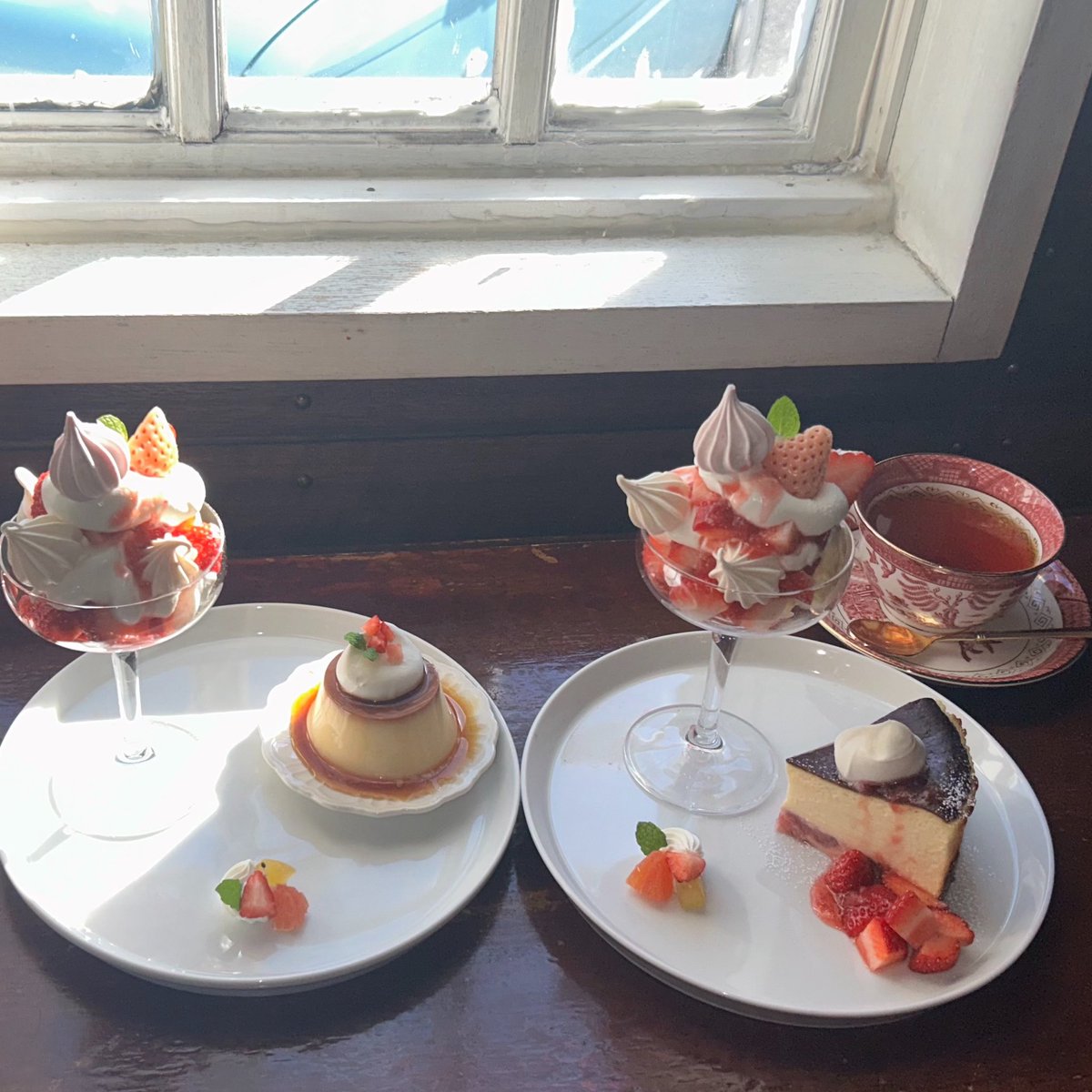 flower__Blue's tweet photo. 遠くても必ず行きたい喫茶店 https://t.co/JunsZGjISC
