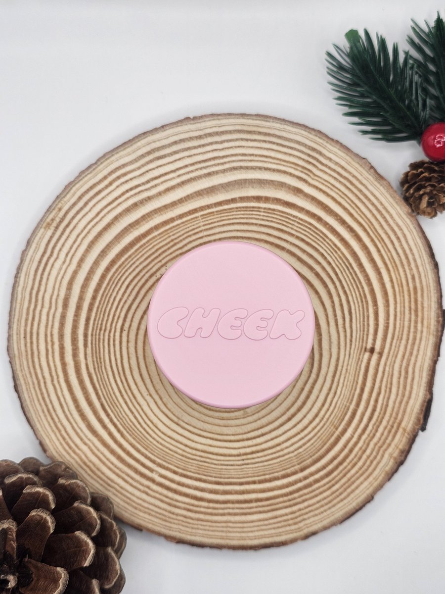 599Errors's tweet photo. Tonymoly Cheek Tone Jelly Busher สี 08 Ribbon Pink
ของใหม่นะคะ แกะออกมาถ่ายรูปให้เห็นสีเฉยๆค่ะ
เป็นบลัสออนมาพร้อมพัฟค่ะ
หมดอายุ 08/2027
90 บาทค่ะ https://t.co/3wyHdbe4N2