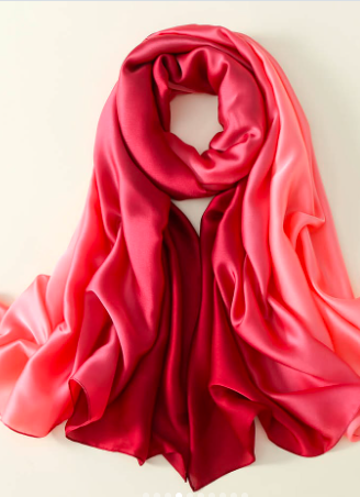 Glamtrendzz's tweet photo. Scarves the simplest piece with the biggest impact
Drape it, wrap it, style it your way effortless elegance in every fold
#Scarves #StyleEssentials #OOTD #FashionInspo #EffortlessStyle #ChicDetails #TimelessAccessories https://t.co/ovX2DSOlUv