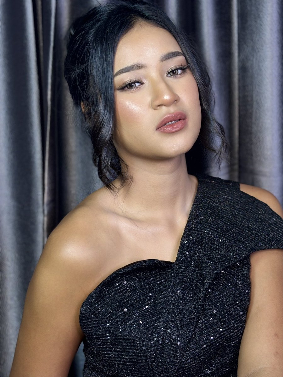 makeupvickyanti's tweet photo. @icungkayabebek Hai ka bisa hub no ini yah https://t.co/rK6Kv8zrc0 https://t.co/k6dhZlcz06
