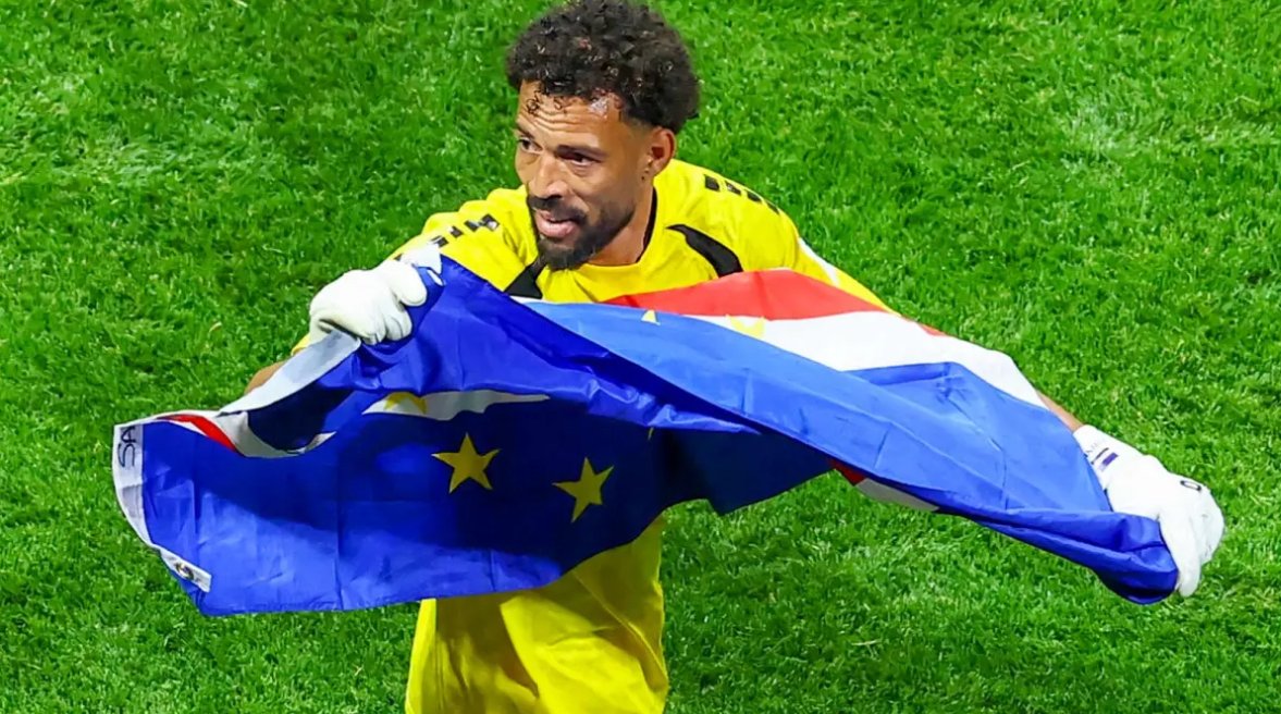 EdgeTooEarly's tweet photo. Spain at 91¢. Cape Verde at 9¢. $64M in. 0-0.🤐

Four draws in a single World Cup day — first time since 1958. One guy turned $400K into $4.7M betting on "Spain does NOT win." Another turned $1.1M into nothing betting on "obvious."🧐

Here's the part I think is bigger than one bad beat.

Every time a single outcome gets priced above roughly 85%, the market stops pricing a probability and starts pricing a story. "Too obvious to check." "Free money." The tail doesn't vanish just because the crowd stopped looking at it. Yesterday the crowd was 91% sure. The tail was 9%. The tail won. One event isn't proof of anything — but when 9% events keep paying out, the pattern stops being noise and starts being a signal you can trade against.

Before you tell me I'm overfitting — fair. One cold upset doesn't make a framework. But the same shape keeps showing up: extreme implied probability, thin book on the other side, a narrative so loud nobody's bothering to calculate. The number isn't always 85%. The mechanism is always the same. When consensus turns into a story, the people selling that story get paid. The people buying it get a receipt.

I'm not telling you to fade every favorite. Some 90% lines are fair. Some 85%+ markets have deep books and real edge on the favorite side. But every time you see a high-conviction line and you can't explain what the other side is betting on — you're not betting. You're paying a tax on the word "obvious."

The question isn't "will Spain win." It's: what's the number, what's the narrative, who's on the other side, and if this goes wrong do I actually understand why — or am I just sure it won't. Most people never ask the fourth one.

I'm tracking every market above 80% this week. Not fading them. Logging whether the gap between the line and the outcome follows this shape. I post the list before. The scorecard after. Win or lose, no deletions.

That's the account. Follow it or fade it. Either way, I'll have receipts.🥸
#WorldCup2026 #SpainVsCapeVerde #Polymarket #Betting #0_0 #Upset #TailRisk #PredictionMarket #CapeVerde #Spain #FootballBetting #HighProbability #Contrarian