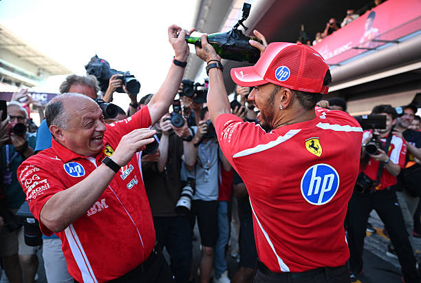 MotorTimeES's tweet photo. 🏁 Esta tarde, desde las 20:00, nueva edición de #MotorTime.
🔹 Analizamos todo lo ocurrido en el GP de Barcelona-Catalunya. También repasamos la actualidad de la Fórmula 2 y Fórmula 3, presentes en el trazado catalán.
🔹Se han celebrado las míticas 24 Horas de Le Mans.
🔹Vuelven la IndyCar, en Road America, y la Fórmula E, que inicia su gira en Asia, concretamente en Sanya.
📻 En DIRECTO en https://t.co/LmLXbI8enE.
#F1 #LeMans24 #IndyCar #F2 #F3
