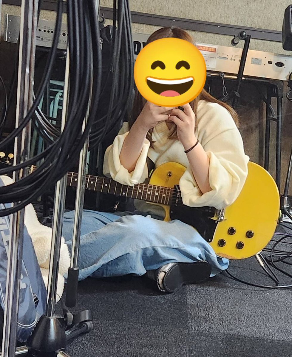 _chanbi_'s tweet photo. ベタベタ触りました、プラス5万です。 https://t.co/p2xwE9PaCp