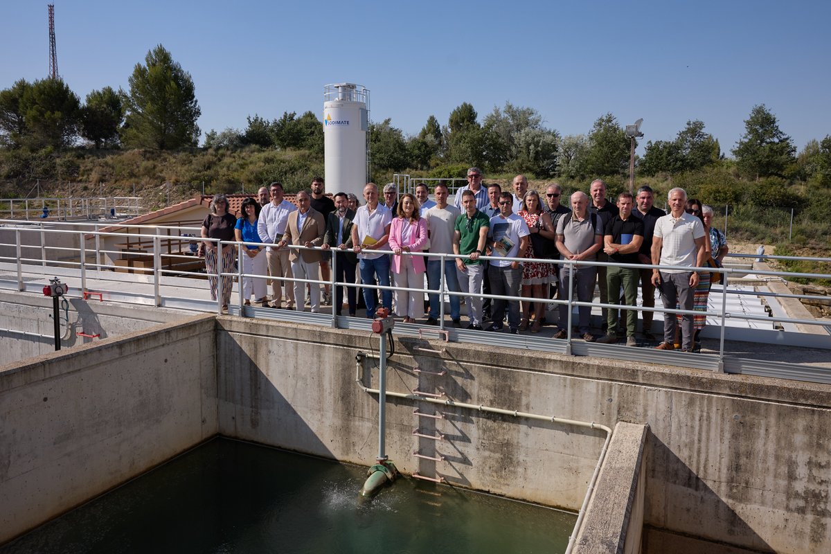 gob_na's tweet photo. 💧2019-2030 Uraren Ziklo Integralaren Plan Zuzentzailearen berrikuspena aurkeztuta

���Nafarroak 289M/€ inbertituko ditu biztanle guztien ur hornidura eta saneamendu integralerako➡️ Plana amaitzen denean 477,2 M/€ mobilizatuko ditu guztira
@oscarchivite_

https://t.co/4ZgjD8y383 https://t.co/n5HwmZNTzu
