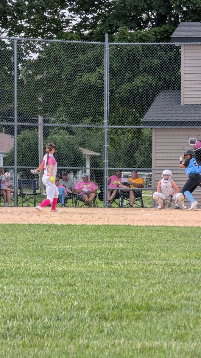 GULDNER28's tweet photo. My Niece Harper Hrubes threw the first Perfect Game in Vinton Shellsburg History last night.  One Immaculate Inning as well. Final 12-0 over South Tama
#softball #IASoftball #ighsau https://t.co/h6WHAHRRcp