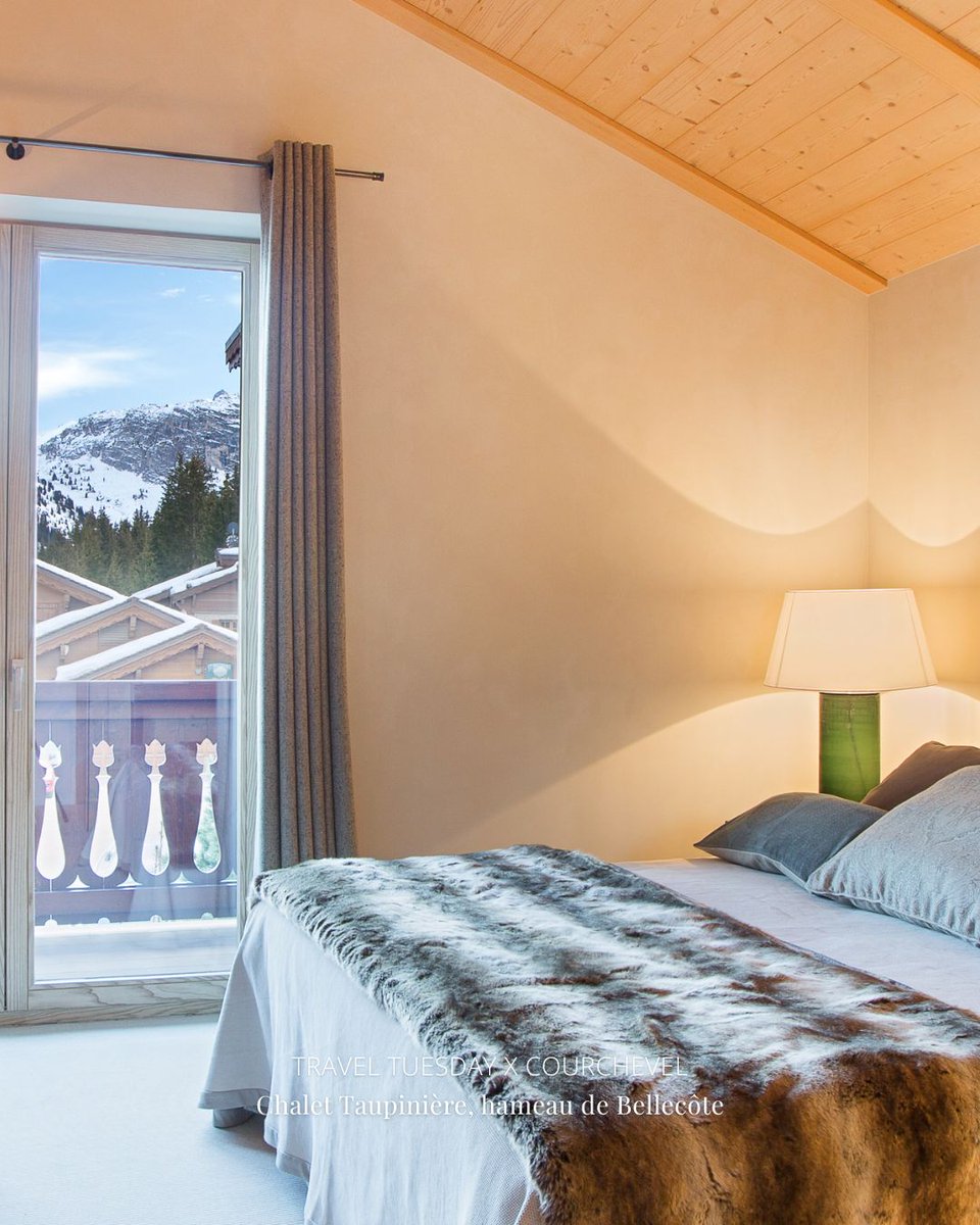CICSothebysIR's tweet photo. #TravelTuesday Chalet Taupinière, hameau de Bellecôte

Be captivated by the sunny terrace facing south, offering an idyllic setting.

Discover this beautiful property with #Courchevel Sotheby’s International Realty

#sothebysrealty #realestatecourchevel https://t.co/h4vSw25NfV