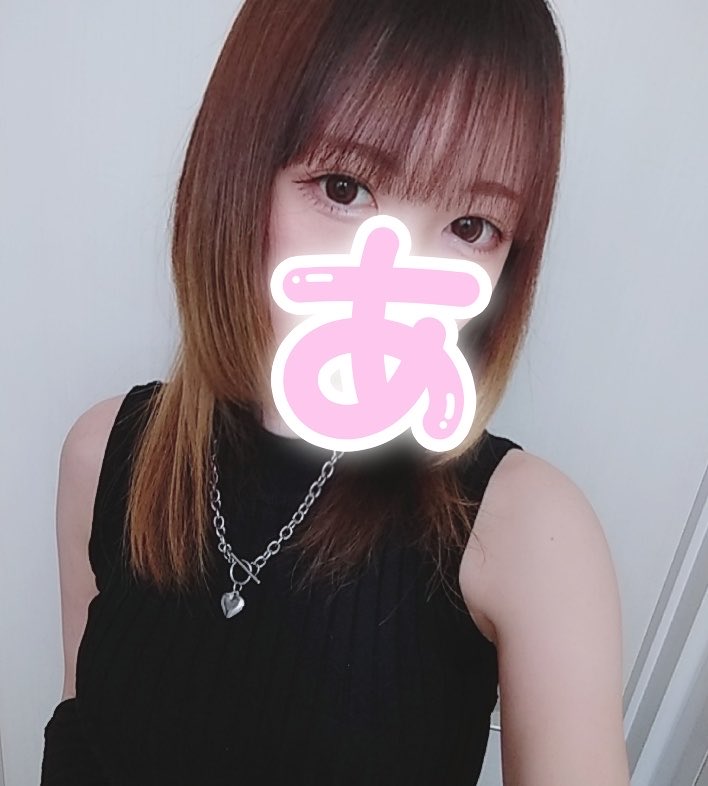 aoto_5634's tweet photo. ←から  これに→
5年以上ぶりの美容師カットそして髪の毛ちゅるちゅる！カラーはまた後日..
上手く撮れないけど今までで1番短いノヨー https://t.co/hhzllnQhOS