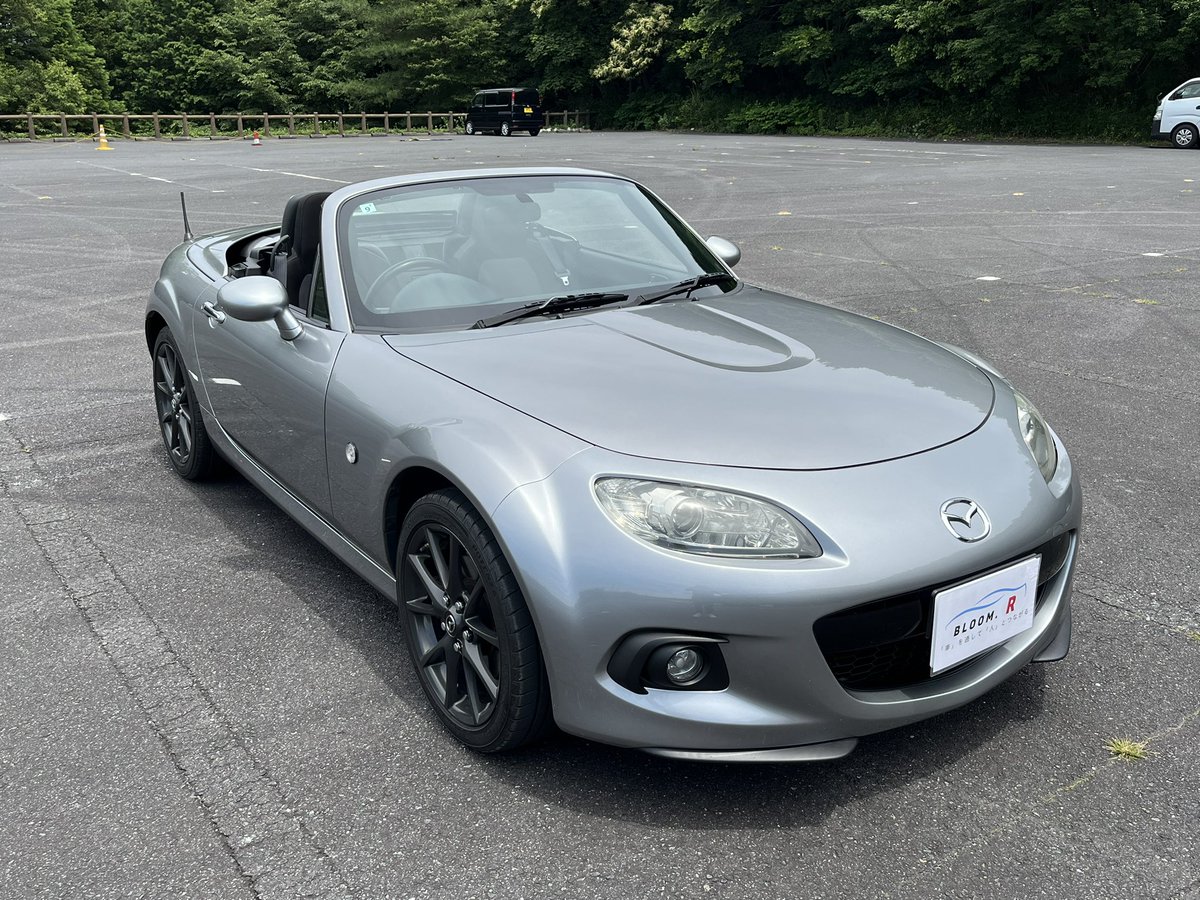 MDS120S's tweet photo. BLOOM.R在庫情報

マツダ ロードスター NCEC
年式：2013(H25)年
グレード：S RHT
走行距離：約104,000km
色：アルミニウムM

・最終型 NC3
・6速EC-AT
・RS専用(Soft Top仕様)純正17インチAW(ダークガンメタリック塗装)
・フロントフォグランプ(クリア)

よろしくお願いします！

#roadster  #nc #rht https://t.co/oQqhSkyHHJ