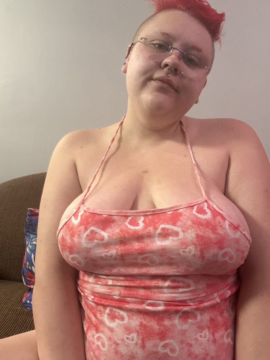 RubyCrimson420's tweet photo. @JadynnStone I would love to 😍 https://t.co/tCPYdTwTTY