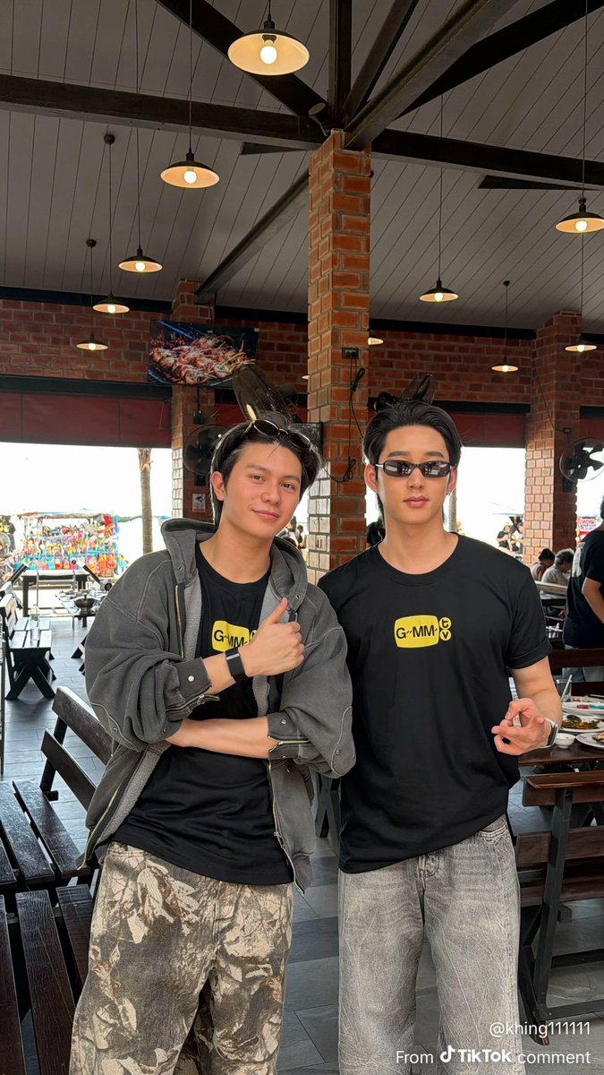 sthibtw_'s tweet photo. รัฐบาลเก็บภาษีคนมีแฟนเพิ่มหน่อยดิ้ กุอิจฉาเนี่ยเห็นไหม https://t.co/dtx5VSR7Bq