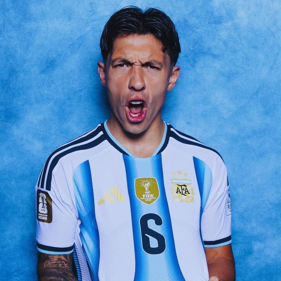 Dr_Chivo's tweet photo. 🚨🚨🚨JUST IN:
 Lisandro Martinez will START for Argentina in the World Cup against Algeria.   [@gastonedul] https://t.co/LEi5jgCdTM
