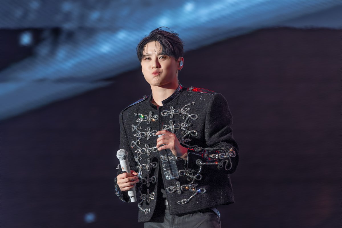 1215_hyun's tweet photo. 260612 XIA 6TH ASIA TOUR CONCERT ‘GRAVITY’ IN SEOUL

#김준수 #시아준수 #XIA 

업로드 완료 🪐https://t.co/uQpDY3W7z1 https://t.co/zPSFQOaFFX