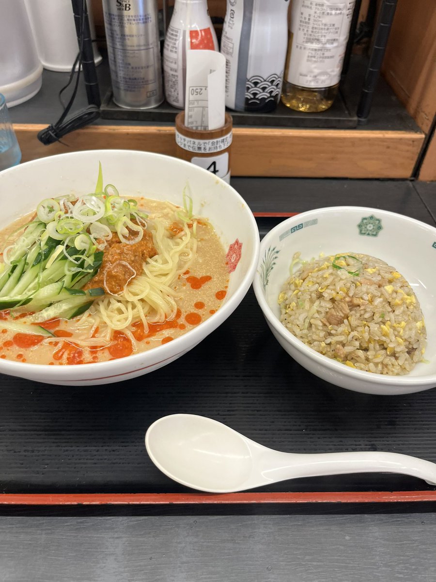 rrk_chan's tweet photo. 日高屋だいすきすぎるだろ https://t.co/r1Tk1fDro7
