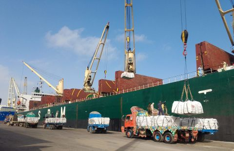 TvslEspana's tweet photo. Our Producer has successfully completed the loading of a breakbulk vessel from #Port Qasim for an Indian Ocean destination. We continues to strengthen its presence across Indian Ocean markets through reliable #breakbulk shipments.
#Cement #IndianOcean #Exports #Breakbulk #Cement #Clinker #GlobalTrade
