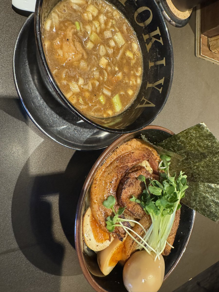 bearbeardayo's tweet photo. ちょっとお昼に思うことがあってやけ食いしてきた(:3_ヽ)_
お腹くるちぃ https://t.co/dLI0itglDg