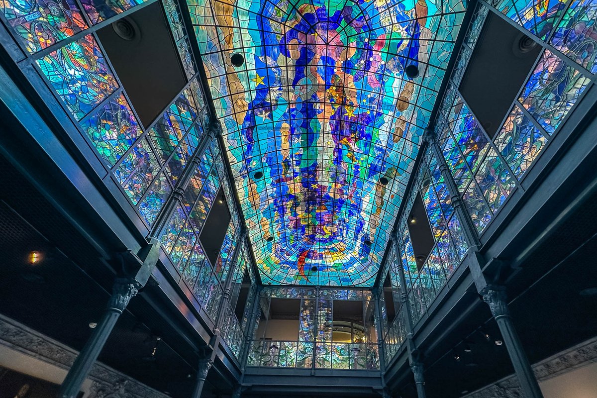 viajeschavetas's tweet photo. Recién llegado de Salamanca y admito que esta ciudad es infinita. De la monumental paso a la de leyendas, a la gastronómica y hasta la de las joyas ocultas (museos, cervecerías en iglesias, instantes mágicos..). Más en el blog

#TurismoDeSalamanca @tdsalamanca #salamanca https://t.co/WargMQ4U0b