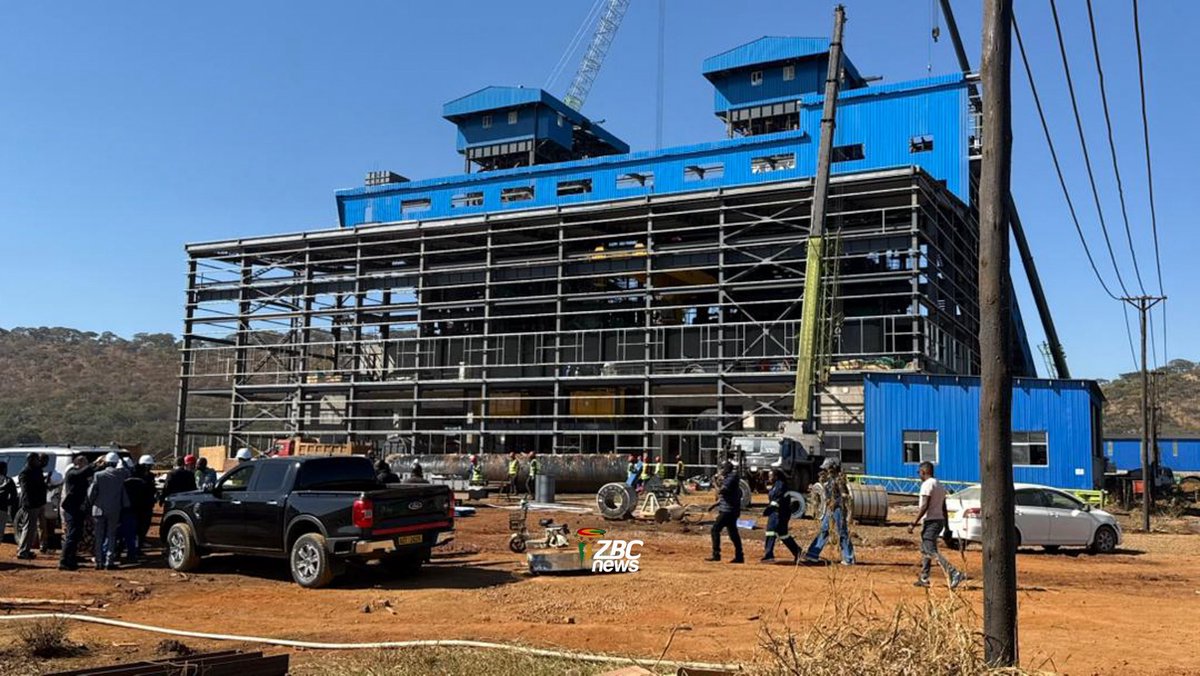 CMukungunugwa's tweet photo. 🇿🇼🇨🇳 Zimbabwe continues to attract world-class investment as Chinese investor Broxmen Industrial Park commits a staggering US$500 million towards the development of a Coal-to-Chemicals Complex in Chegutu.

The mega project is expected to start producing fertiliser by 2028, boosting agricultural productivity, creating thousands of jobs, and strengthening Zimbabwe’s industrialisation agenda.

These are the kind of transformative investments Chinese partners are bringing into Zimbabwe—turning vision into reality and driving economic growth. Indeed, Zimbabwe is open for business and the results are there for all to see.