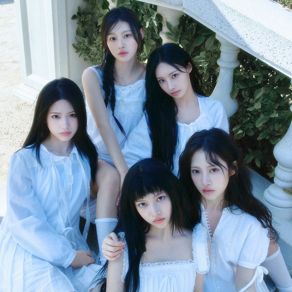 TheePopCore's tweet photo. South Korea's Ministry of Culture, Sports and Tourism and KOCCA have launched a new program to help smaller K-pop agencies expand globally, with 10 agencies set to be selected each year and eligible for up to ₩300 million ($198,000) in support. 

— RESCENE, xikers, TUNEXX, KIIRAS, Can't Be Blue, 82MAJOR, Big Ocean, USPEER, X:IN, and 8TURN were chosen for the program's first year.