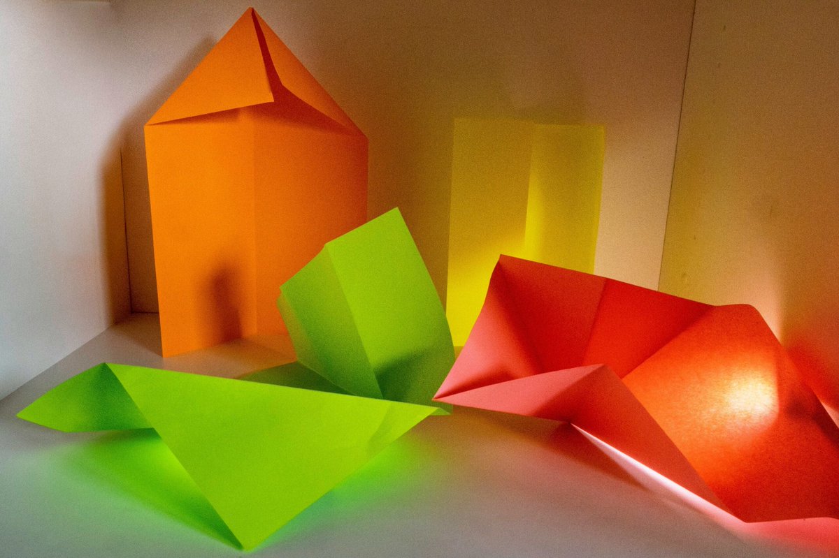 iHLS1's tweet photo. This Shape-Shifting Origami Tech Could Transform Robotics and Shelters: Foldable structures are widely used in engineering because they can transform from compact flat sheets into larger three-dimensional forms. But most… https://t.co/H1Y3t0B5LE Visit https://t.co/d3046xxCA0 https://t.co/quiWGfWhCJ