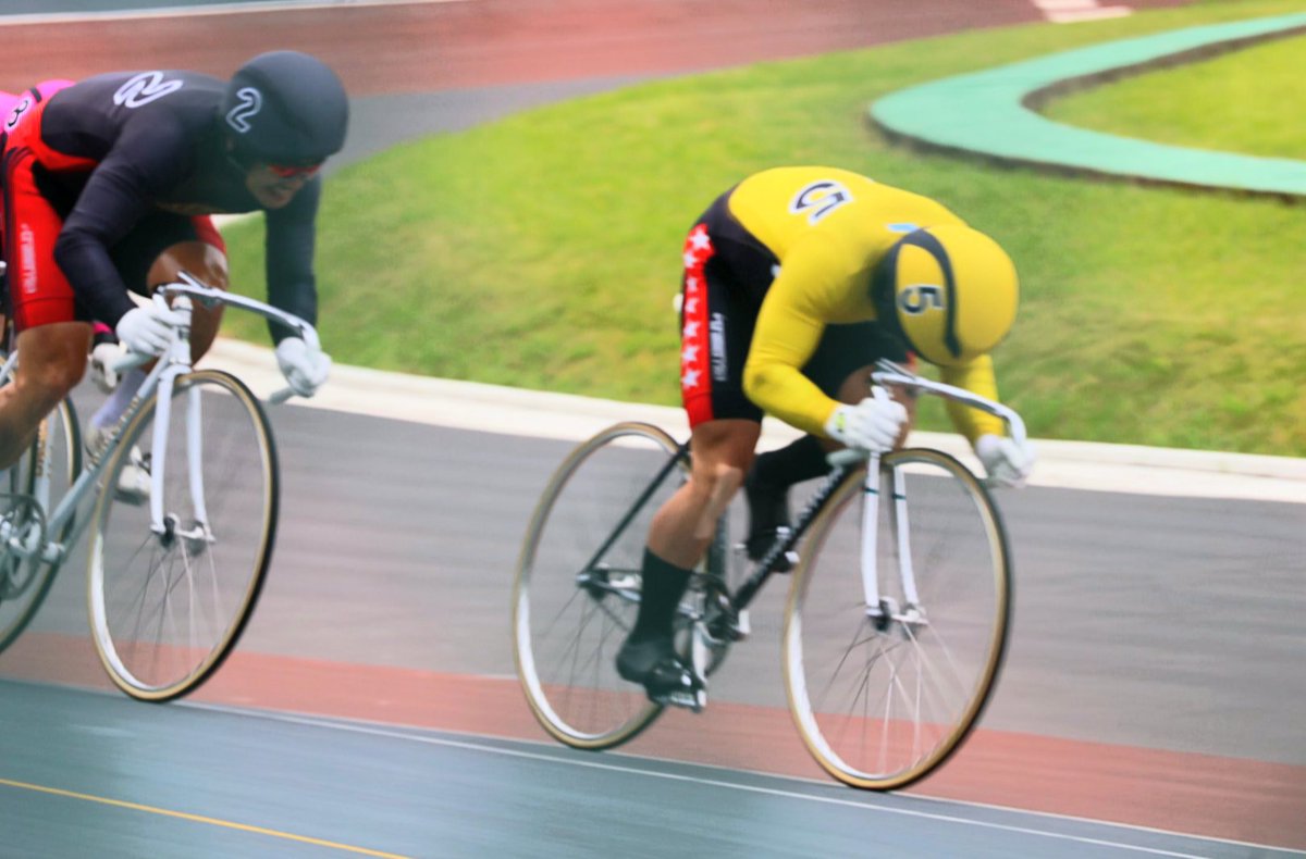 aomorikeirin's tweet photo. #高松宮記念杯競輪G1 
🔸青森支部 東日本１次予選①結果🔸
#新山響平 選手　8点
#小原佑太 選手    8点 
#守澤太志 選手　5点 
#佐藤友和 選手　5点
新山響平選手は突っ張って3着に粘りました。 
番手の #阿部拓真 選手は2着。
ほぼサラ脚で4番手にいた #佐々木悠葵 選手が伸びて、惜しくも北日本ワンツーとはなりませんでした。
それでも、「G1の勝ち上がりが厳しい中でも、突っ張って逃げる響平選手は本当にカッコいい！」と、多くのファンの皆さまからメッセージをいただきました😊
結果はもちろん大事ですが、どんな状況でも自分のスタイルを貫く響平選手の走りは、多くの人の心を動かしています✨