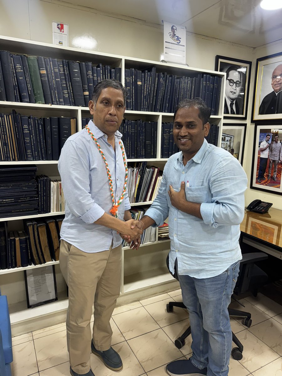 vishal_INC's tweet photo. Met Mr. Praveen Chakravarty Ji, my boss at the All India Congress Committee and a newly elected Rajya Sabha MP from Tamil Nadu and extended my congratulations and best wishes for his future political journey. @pravchak @SachinPilot https://t.co/AMykhAqDjn