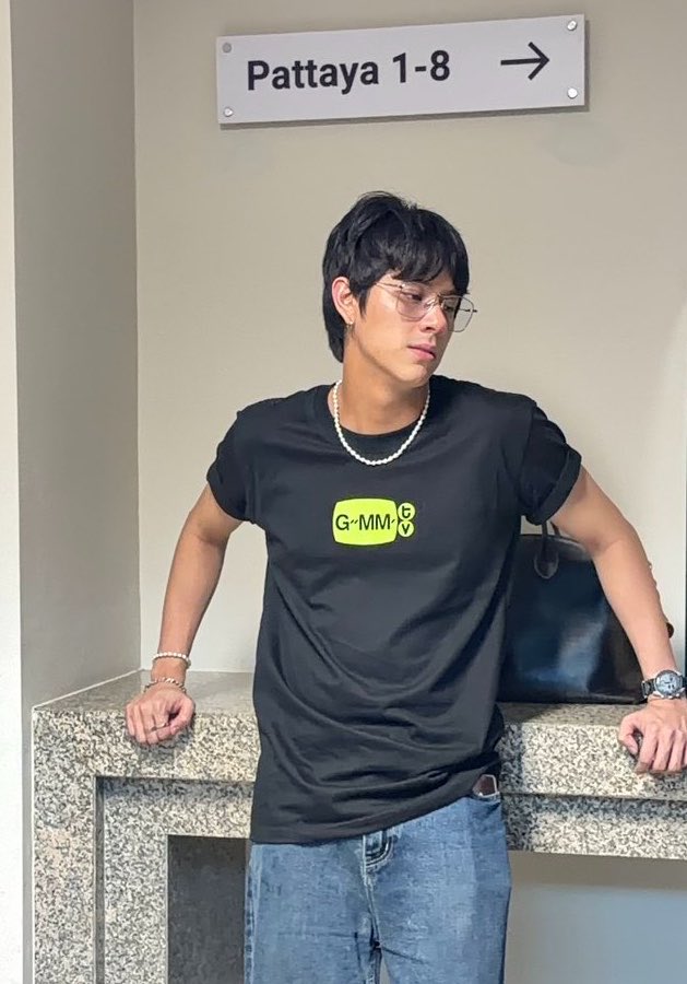 mycutienanonie's tweet photo. ที่มาของคำว่า ‘ แอคใหญ่ ’ 
โคตรจะกึงเลยอะน้องเหมียวเร้ก

NANON OUTING 2026

#GMMTVOuting2026
#mynameisnanon https://t.co/Vd56kJkBzY