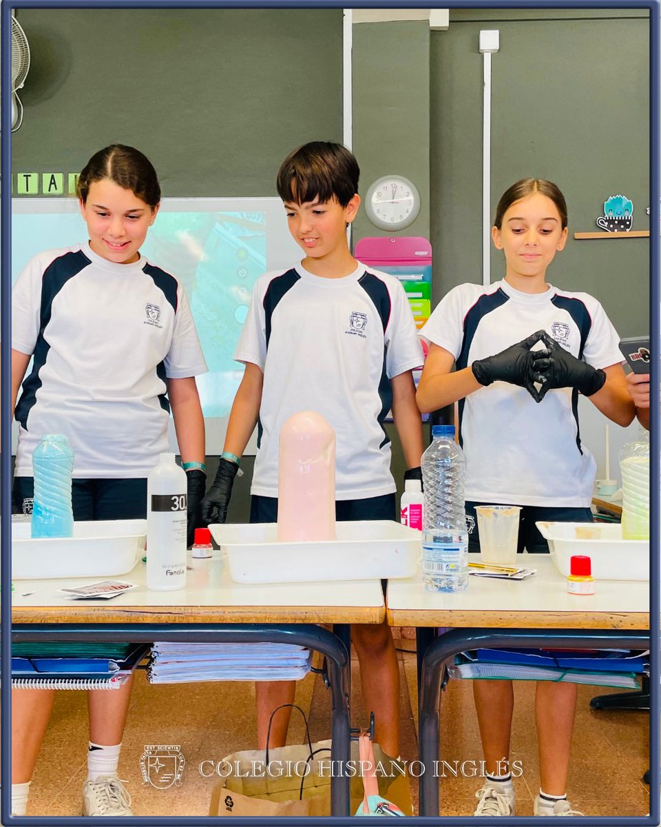 HispanoInglesTF's tweet photo. Los alumnos de 6º de Ed. Primaria han terminado la asignatura de Science con el tema “La Materia”, donde han aprendido muchísimo de una manera activa y práctica 😍❤️ https://t.co/D7bAkN9uQ9