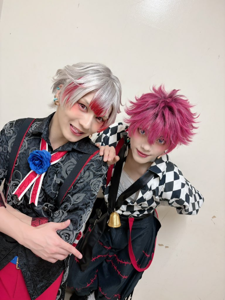 ryujiro_izaki's tweet photo. Butlers’ 歌劇『悪魔執事と黒い猫』
～天使が来たりし古の塔編～ 9日目

アモンくんと。

#あくステ https://t.co/PTEKrETyj4