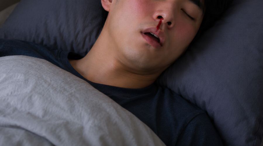 Testosteronelab's tweet photo. 【データあり】寝る前のオ◯ニーでムフフな夢を見る可能性が高まる!?

スケベな夢をたくさん見たい男性必見です。

オーストラリアの大学が、年齢18〜72歳、平均年齢28歳の成人301名に対して、「セルフプレジャーと睡眠の関係」についてのオンラインアンケート調査をしました。

結果、寝る前にセルフプレジャーを行う人ほど、

・寝付きが約9分早くなる
・睡眠の満足度や睡眠時間が向上する
・起床後の気分が良くなる
・わずかに性的な夢を見やすくなる

という傾向が確認されました。

特に寝る直前に行った場合、性的な夢を見る傾向はやや強くなりました。

ちなみに、セルフプレジャーの中にはオ◯ニーだけでなく、エロティックな空想や、官能コンテンツの利用、身体への心地よいタッチなども含まれています。

アンケート調査である点や、睡眠トラッカーなどを使用したわけではない点から、「傾向がある」くらいに考えていただくのが良いでしょう。

経験がある方、リプ待ってます！👀