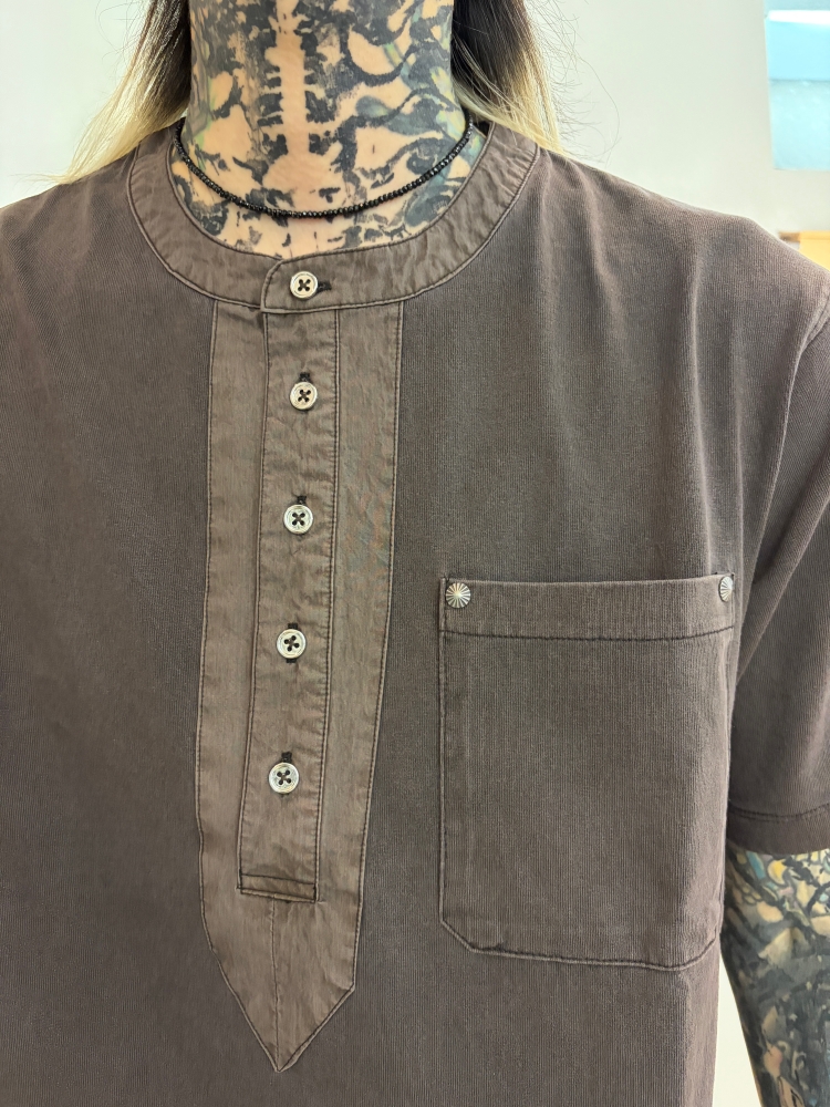 Psychobox_LAB's tweet photo. PHILTHEORY / Metal button henly neck T-shirts入荷
https://t.co/oR1rVPXF3p
https://t.co/3ZP91UdHWh
・
#PHILTHEORY #フィルセオリー
#Psychobox #サイコボックス #PsychoboxLAB
#米子 #米子市 #松江 #鳥取 #出雲
#fashion #米子セレクトショップ #ootd
#2026SS https://t.co/yJAuKH6fEz