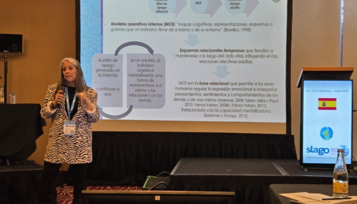 csapg_'s tweet photo. 🗣️@kruzsjulve, psicòloga de l'#EAPS del @csapg_, va impartir dues conferències magistrals al XI Simposi Latinoamericà de Gastroenterologia Oncològica, centrades en l'afecció en el context de la malaltia avançada.

@CatEaps #finaldevidafundlacaixa #FundacióLaCaixa @FundlaCaixaCAT https://t.co/OsA8Lsm0lF