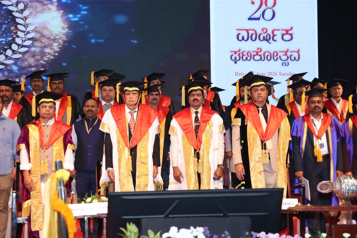 rrdch's tweet photo. 🏆🎓 Congratulations to Dr. A.C. Shanmugam on being conferred the Doctor of Science (Honoris Causa) by RGUHS. 🌟 A visionary leader whose contributions to education, healthcare, and society continue to inspire generations.

#DrACShanmugam #DoctorOfScience #HonorisCausa #RGUHS https://t.co/a2JpBk56KI
