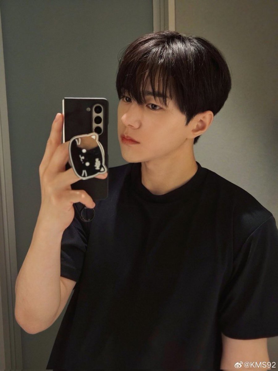 2ndbeginagain's tweet photo. 앙 노세팅생머리하니까 -20살됨 😍 https://t.co/BPsy0sykTs