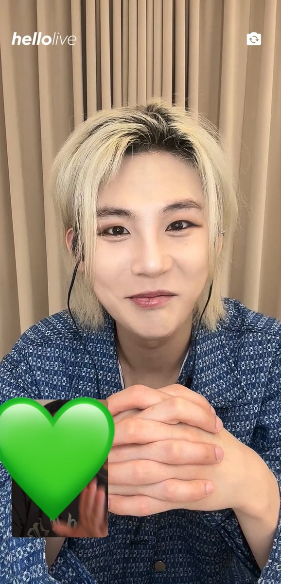 _ottersan's tweet photo. Not me seeing Jaemin and immediately blanking cuz I was stunned by his beauty. He was so surprised to see me 😭 I literally haven’t seen him since November 😭 #XD https://t.co/KJUDepUOup