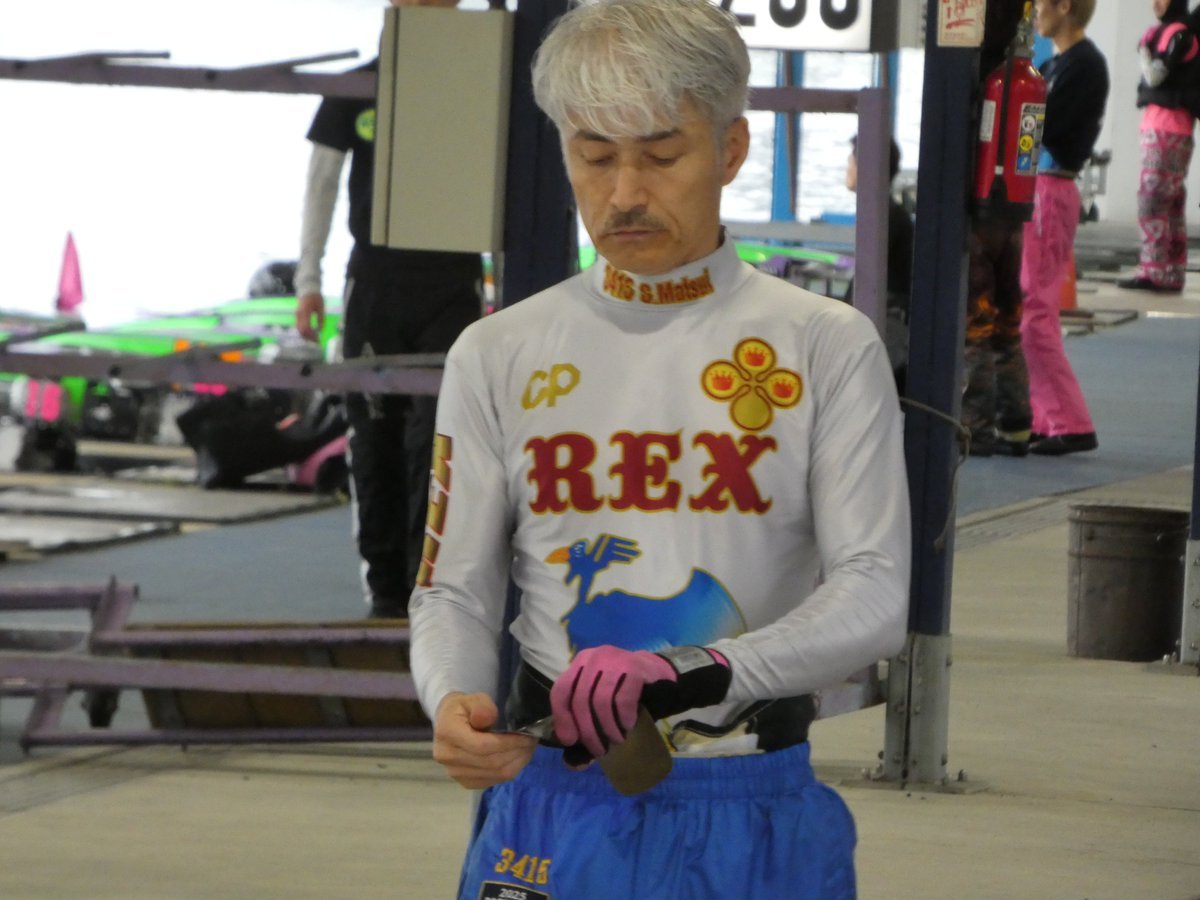 ボートレース　メダル　レプリカ ボートレース住之江（16日） 【日本モーターボート選手会会長杯争奪
