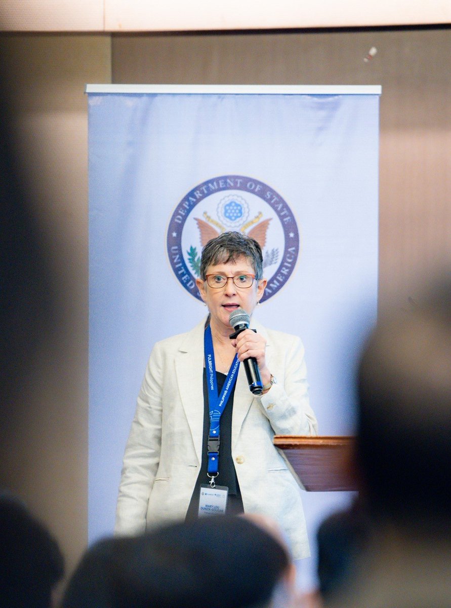 USEmbassyPH's tweet photo. LOOK: Fulbright Philippines hosted a #Freedom250 lecture featuring @ENERGY Deputy Assistant Secretary Elizabeth Urbanas, @FulbrightPrgrm specialists, and Philippine leaders to discuss how to build foundational human resources for the Philippines' nuclear energy sector. https://t.co/jl6T5kFlp5