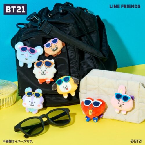 shimapatobu's tweet photo. ファミマ「BT21」サングラス姿のグッズが2026年6月19日（金）より新発売！ぬいぐるみバッジ、スライドミラーキーホルダー！

https://t.co/3f06YOhsJE

#BT21　#BTS　#ファミマ　#ファミリーマート

BT21 ぬいぐるみバッジ　1,100円（税込1,210円）
BT21 スライドミラーキーホルダー　900円（税込990円）

が新発売！