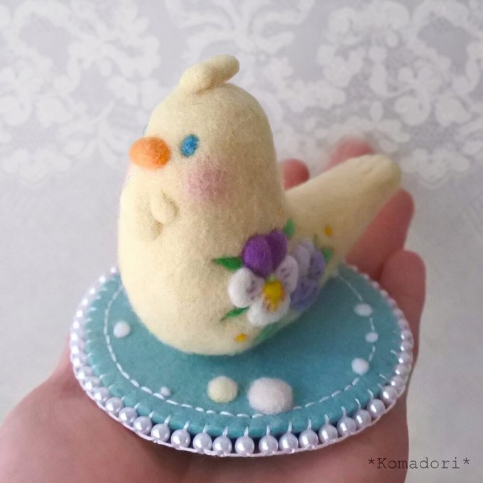 komadorinosu's tweet photo. 病院に行っていたので #ぼっち企画展 に参加します！  

羊毛フェルトをぽっこりぷっくり仕上げて作品を製作しています！
優しい色合いの流れやてのひらに収まる優しい色合いが
笑顔と元気をできたら嬉しいです💕

@Lupopo_cafe 様、いつもハッとする呟きや優しい作品達をありがとうございます☺️ https://t.co/muPq0GaT22