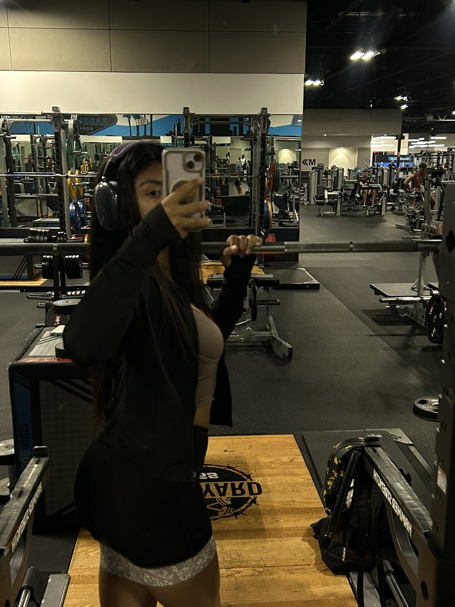 arlywrld's tweet photo. #gym https://t.co/qrJny4cFbc