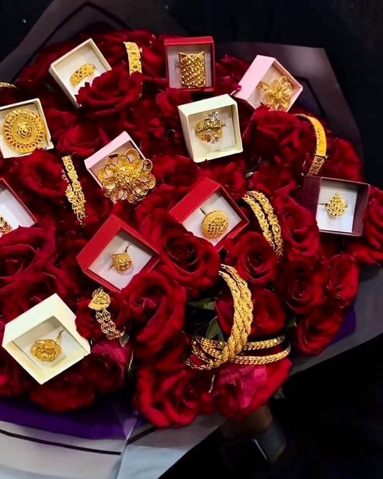 UserrIsl's tweet photo. Enlever vos chocolats dans les fleurs et mettez ça https://t.co/62jXDYBE5x