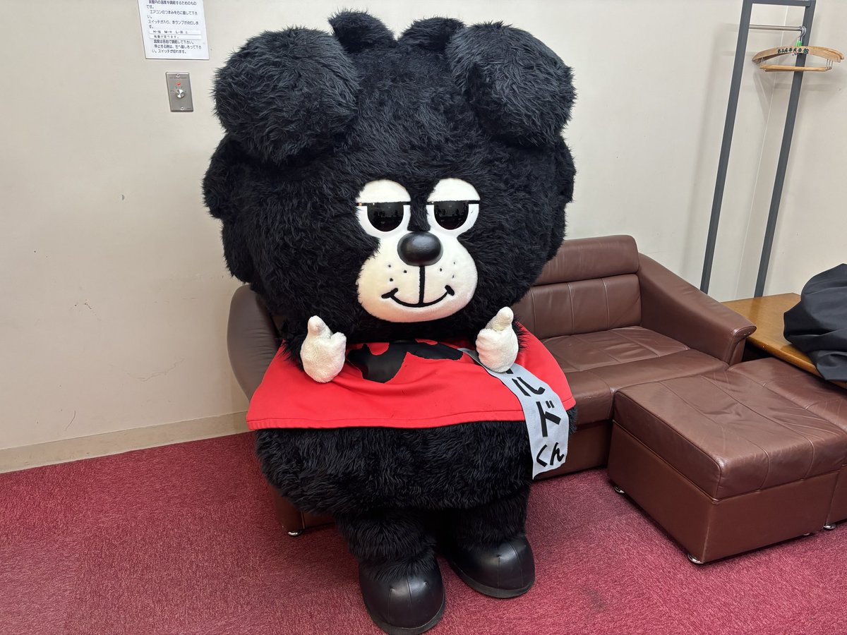 woldo_WDnagoya's tweet photo. 今日はお出かけい〜っぱいの1日だったド😊✨

た〜くさんの人と会えてボクうれしかったなぁ🥹❣️

みんなありがド🥰

#ウルフドッグス名古屋
#ウルドくん https://t.co/0kaldKQEkc