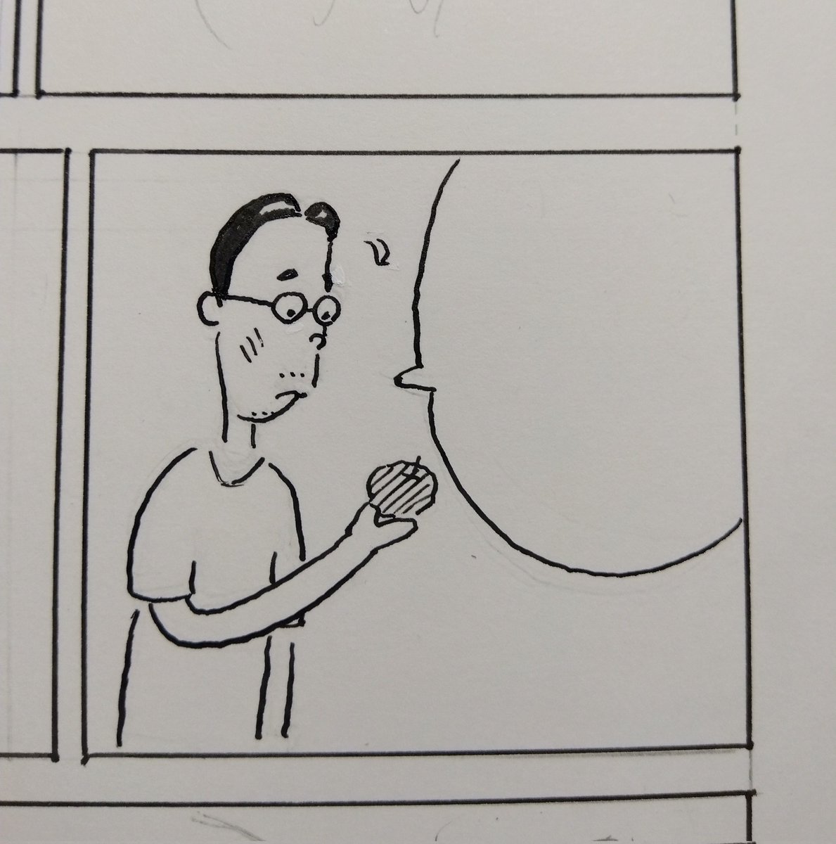 漫画、少しずつ描いています。 