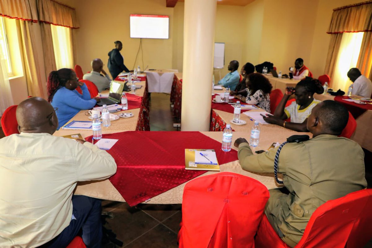 aidscommission's tweet photo. A four-day retreat to review training materials for stakeholders in the Criminal Justice System on Breaking Down Barriers Initiative on access to HIV/TB/Malaria services, opened yesterday at Ridar Hotel - Seeta. 

It is organized by the Office of the Director of Public Prosecution (DPP), in partnership with the MOH, Uganda Police Force, Uganda Prison Services & the Judiciary with support from the Global Fund. 

The broad objective is to strengthen the Justice Sector training systems by delivering updated & standardized human rights and gender aligned training materials for the sector.

#EndAIDS2030Ug