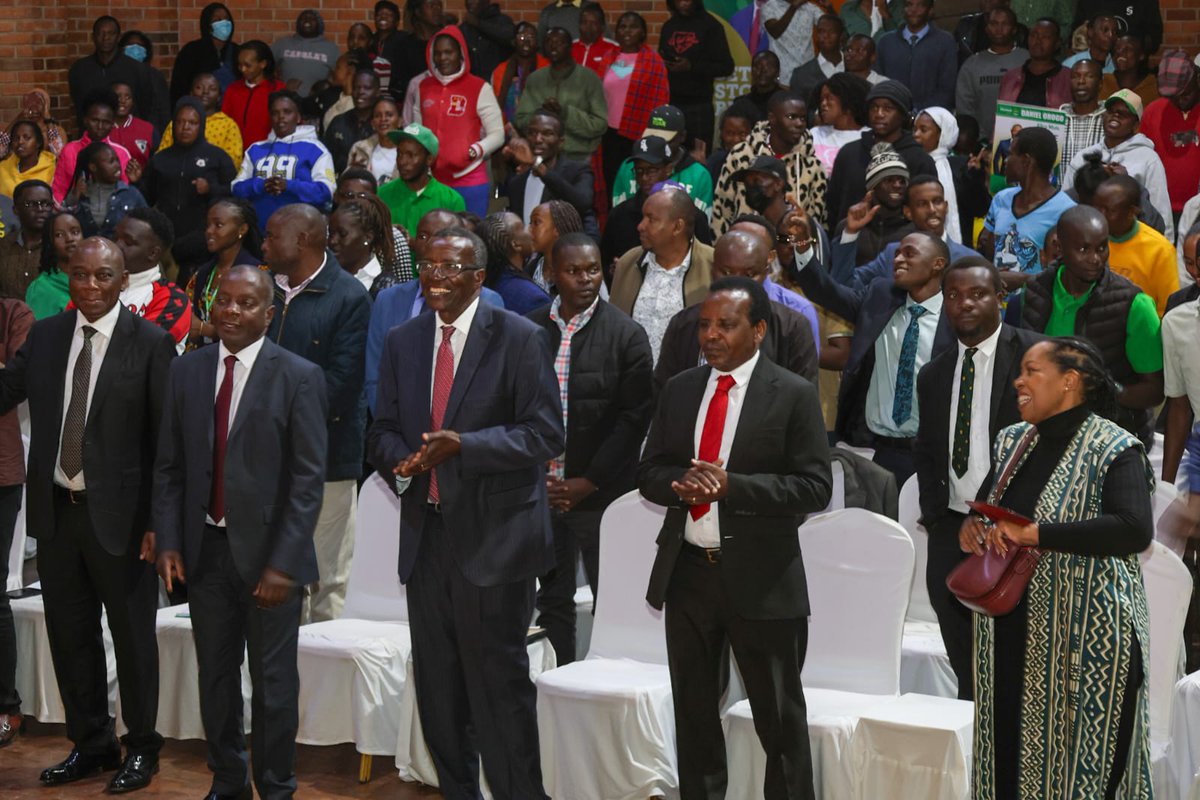 UGMParty's tweet photo. The people of Mwea, during the #UkatibaCaravan told us that they grow one of the best rice in the world but can't sell their produce because of cartels that have infiltrated the market. 

David Maraga, during his State of the Nation address promises to put an end to cartels that are choking the Kenyan economy.