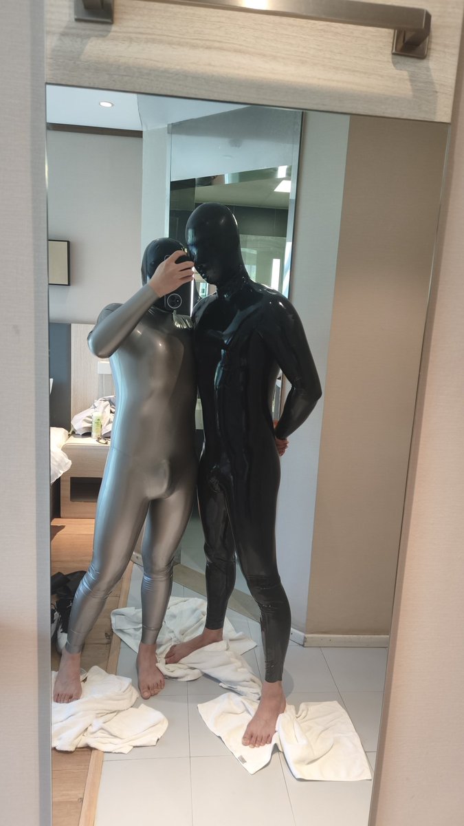Michael_latex's tweet photo. 好久没宠幸黑胶了 https://t.co/jxKgEPVFLf