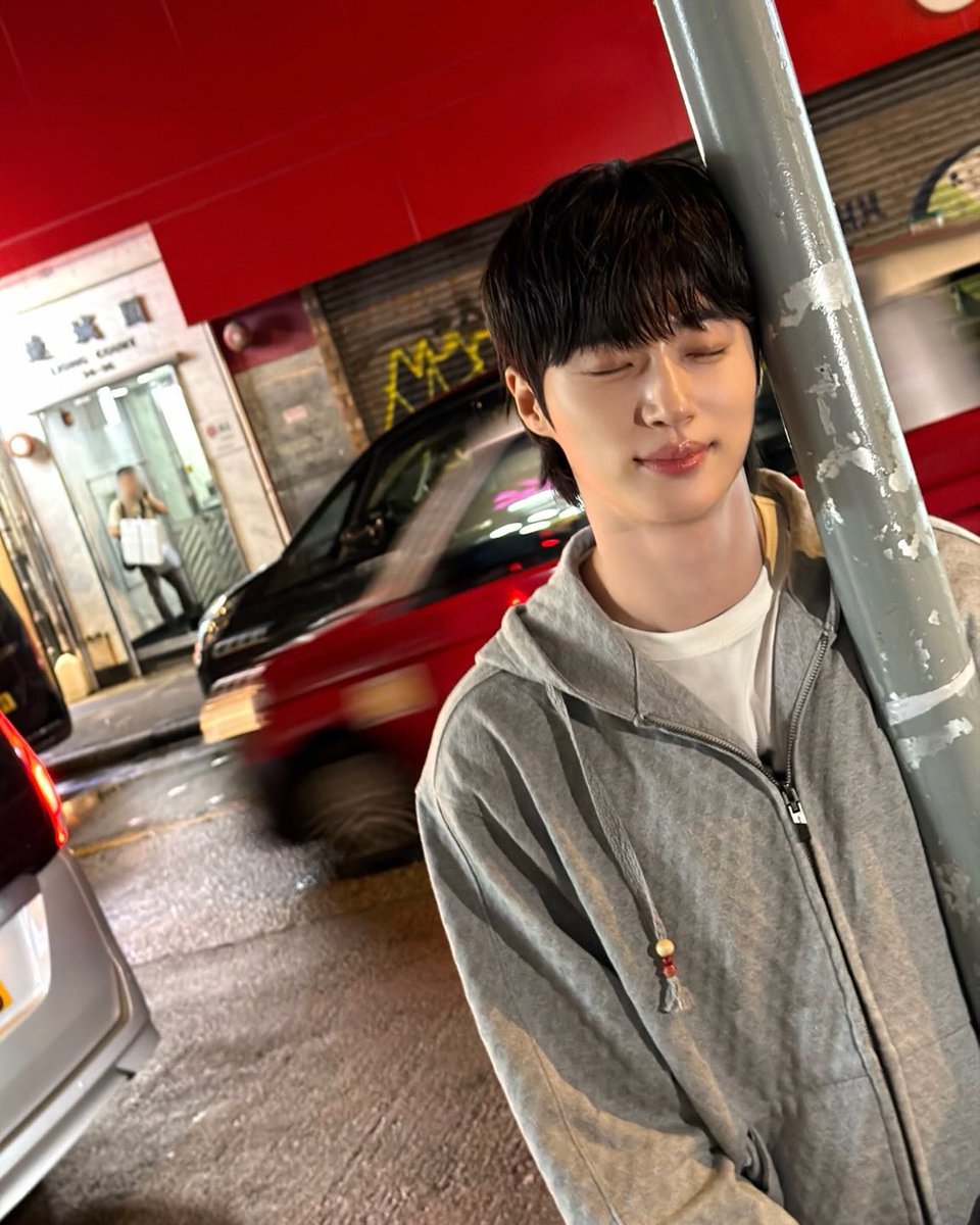 byeonwoonist's tweet photo. BOYFRIEND WOOSEOK WE MISS YOU https://t.co/KVfY2F7Q6E